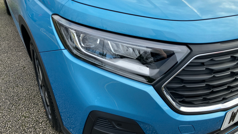 Ford Transit Connect 250 L2 Petrol 1.5 EcoBoost PHEV 150 Active FlexCab Van Auto